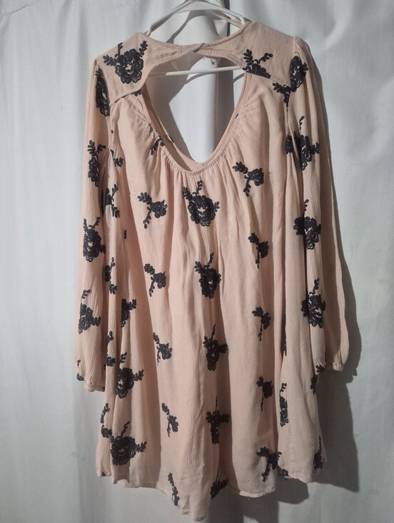 Free People Tops - FREE PEOPLE Womens Blush Pink Floral Embroidered Long-Sleeve Top/dress